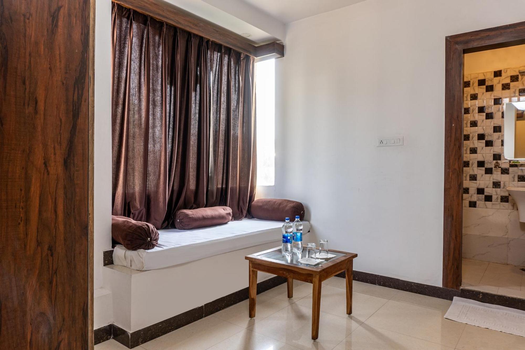 Hotel Treebo Spirit Residency