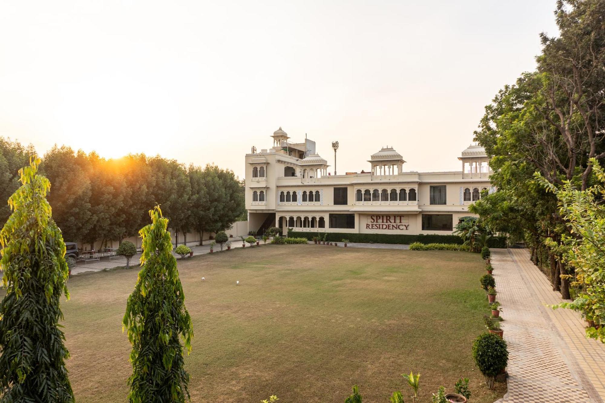 Hotel Treebo Spirit Residency Udaipur